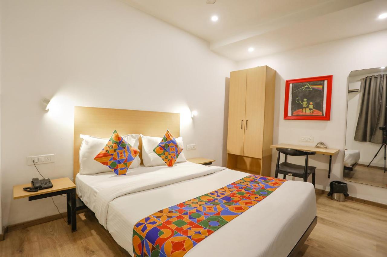 Fabhotel Golden World Газиабад Экстерьер фото